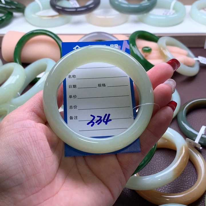 和田玉手镯59有纹未镶嵌