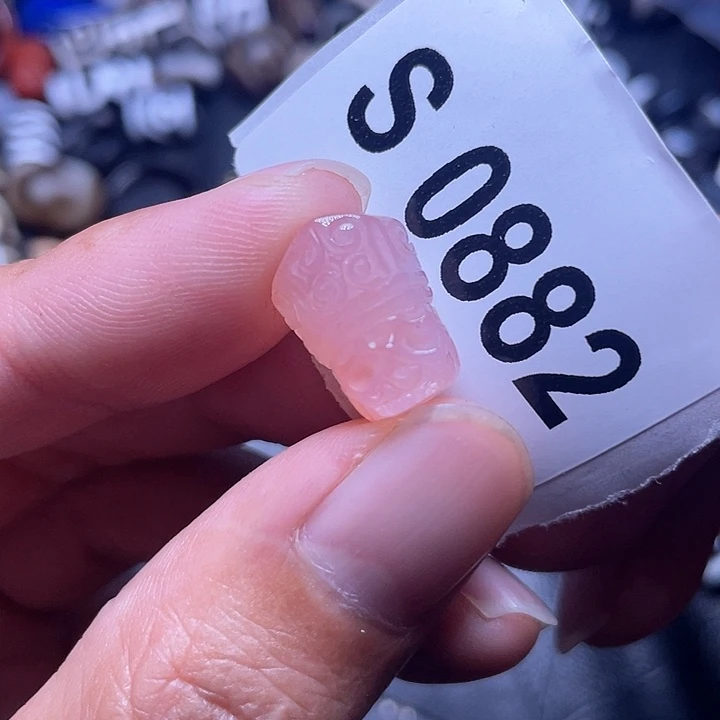 玛瑙/玉髓颈饰未镶嵌微瑕