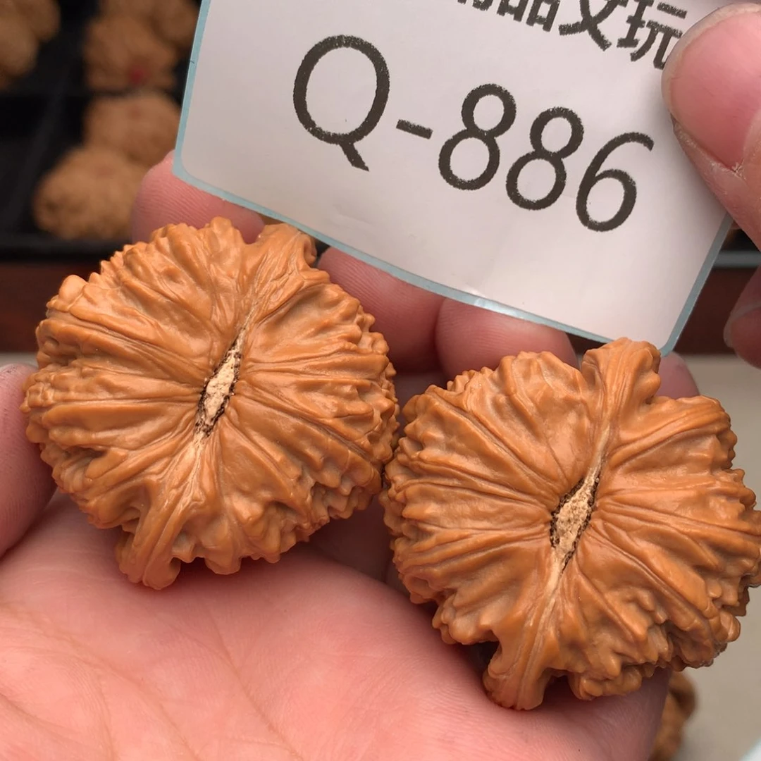 文玩核桃把件44球白……..