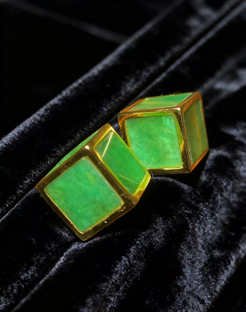 【面面俱到】天然缅甸翡翠a货 s925银魔方耳饰11066多样性发一