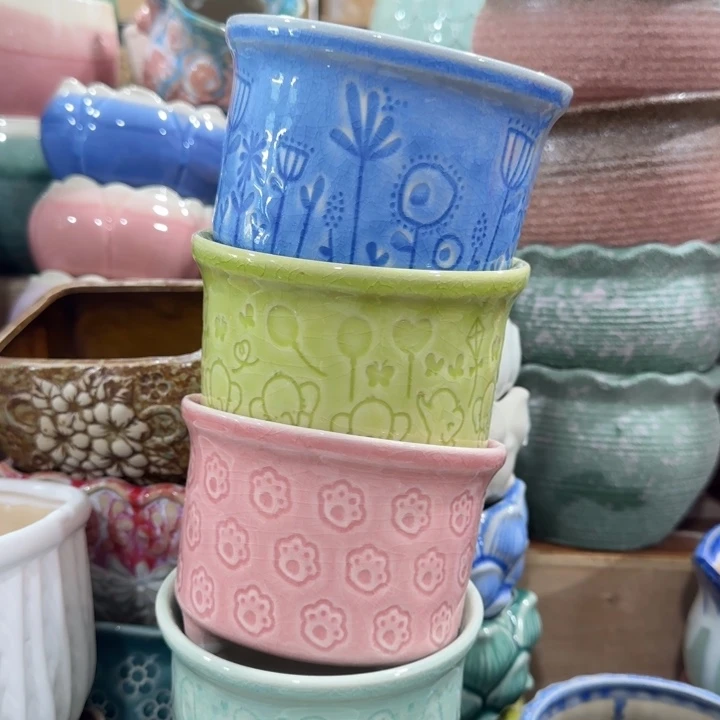 凑9块包邮，有孔，陶瓷花盆