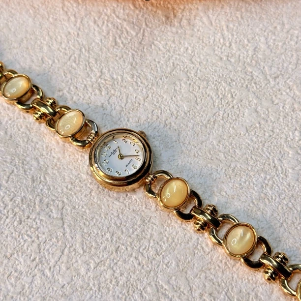 90新  【六六中古】孤品精美手表th7011手围18表盘21