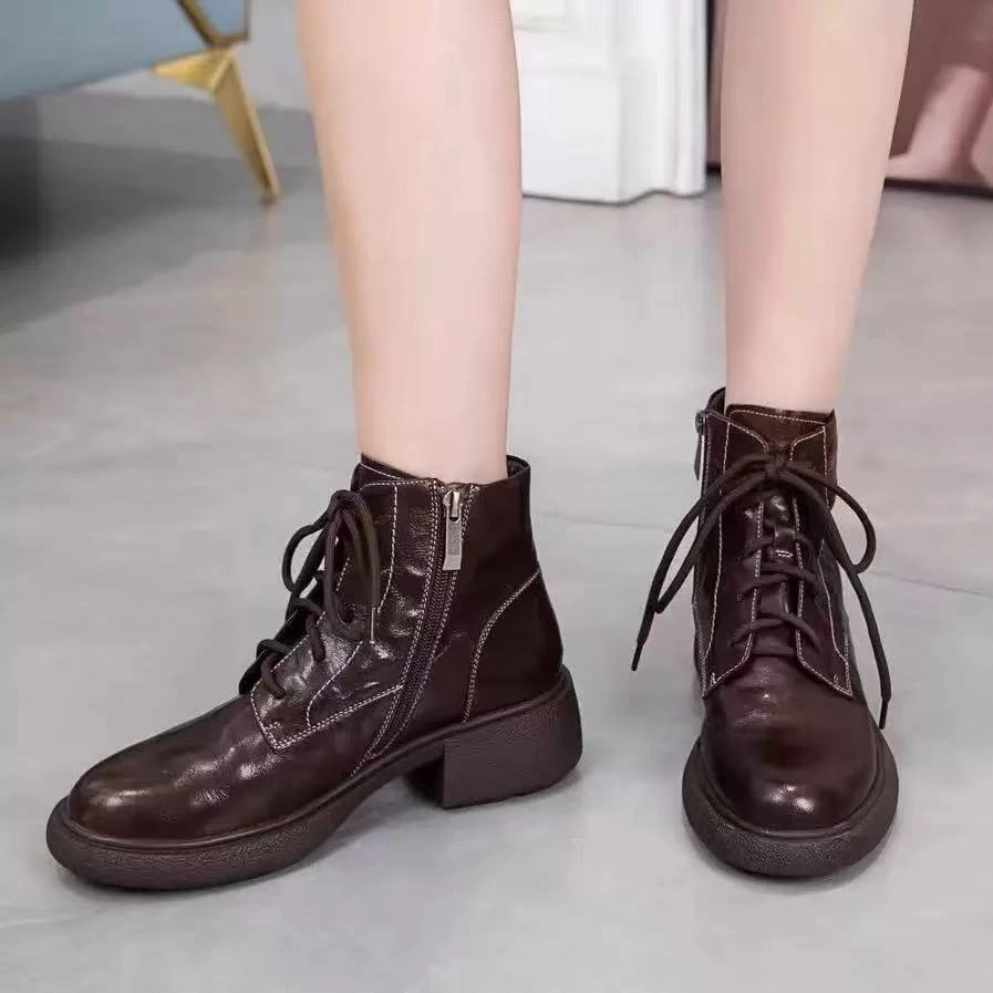 C5077  咖色 秋冬时尚方圆头女 中筒靴 马丁靴