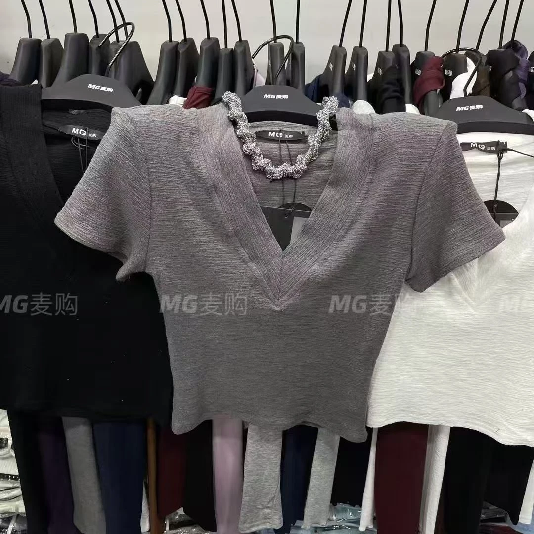 韩版V领短袖修身显瘦打底衫明显收腰垫肩T恤女上衣春季新款2025