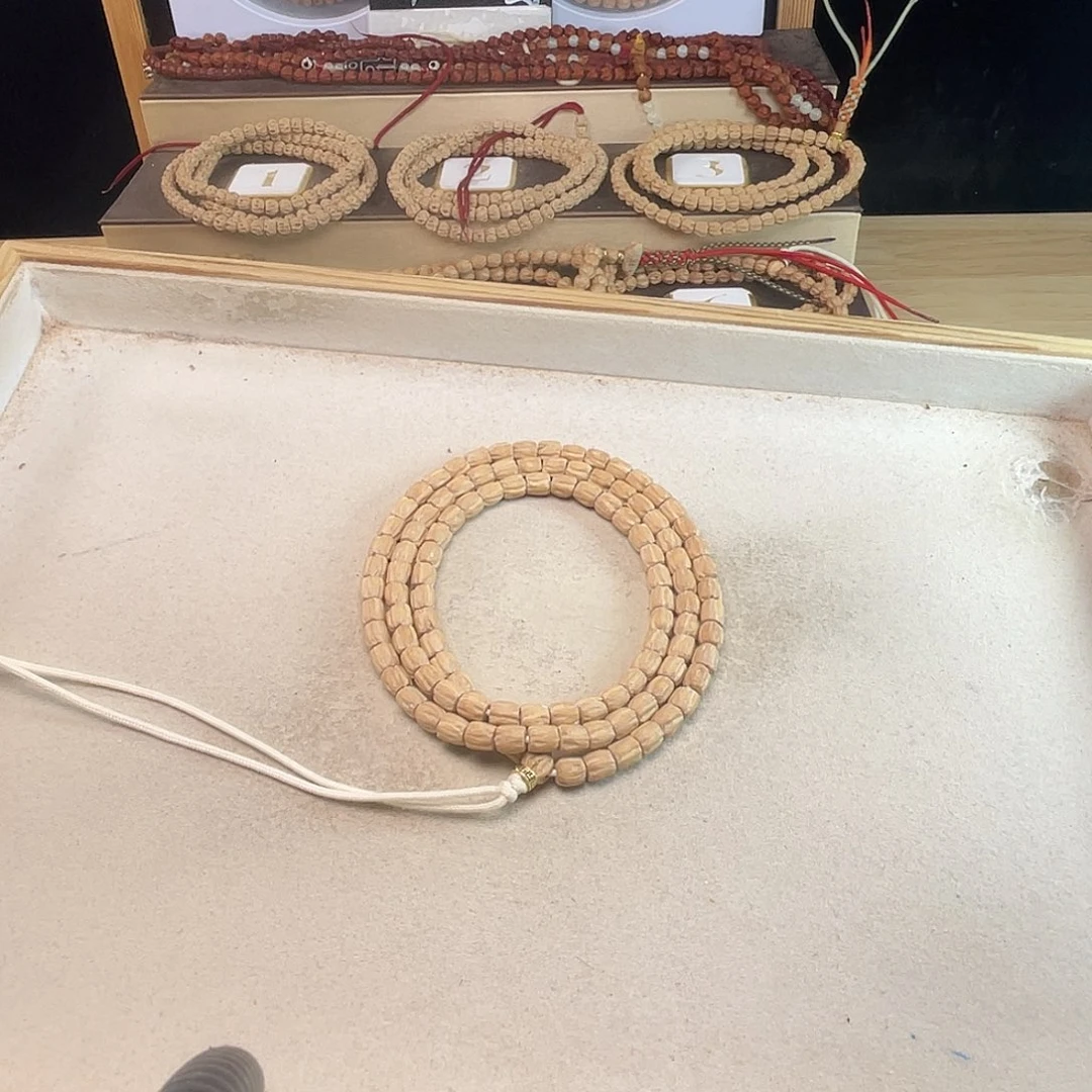 北***砖柏香籽/百香籽吊坠