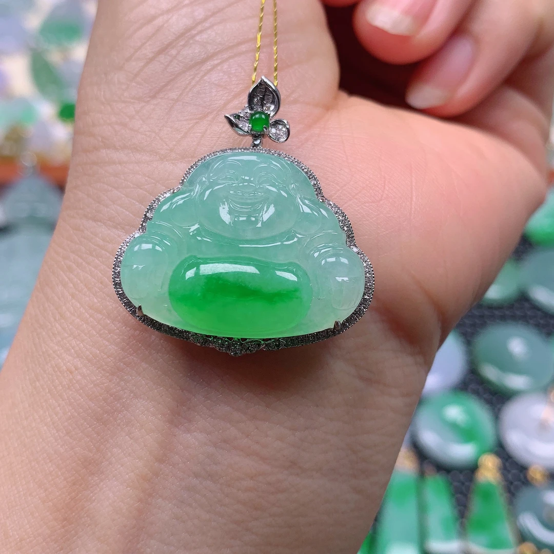 缅甸天然A货翡翠，冰阳绿佛公，编号233/601，尺寸32.4-29.7-7.3