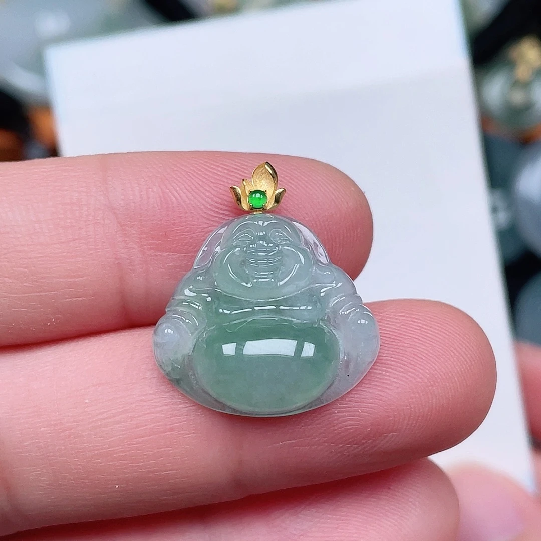翡翠未镶嵌颈饰佛公