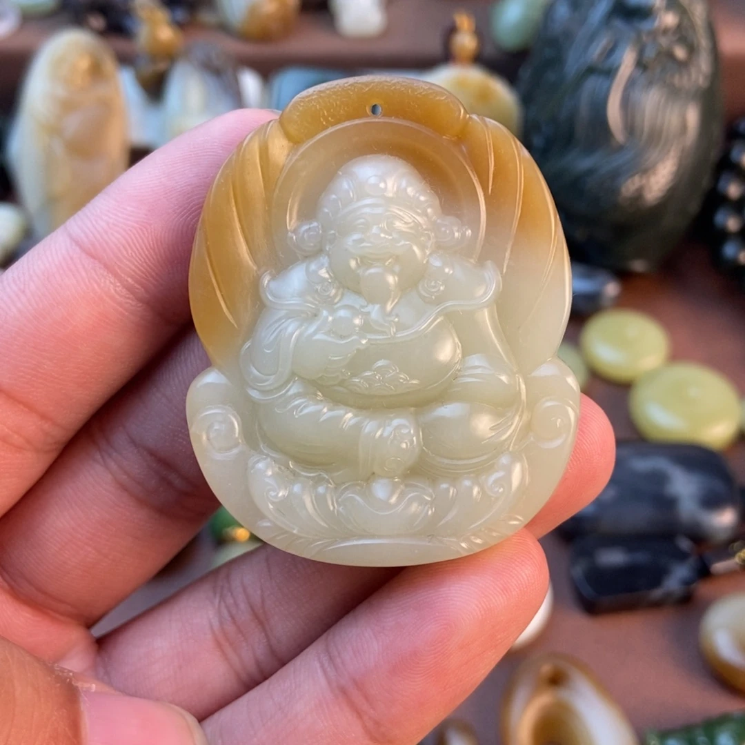 和田玉未镶嵌挂件