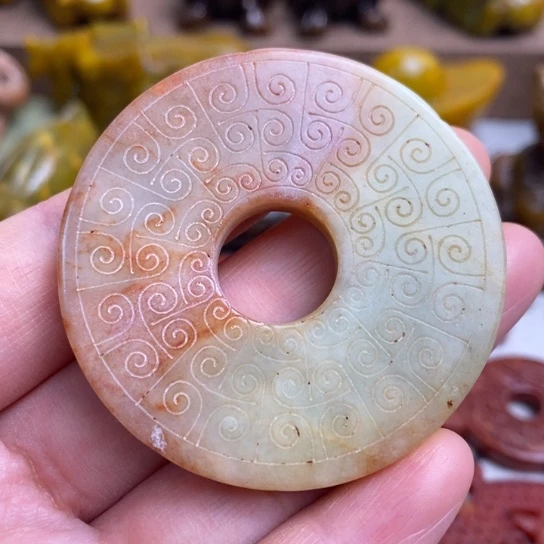 蛇纹石玉未镶嵌颈饰10