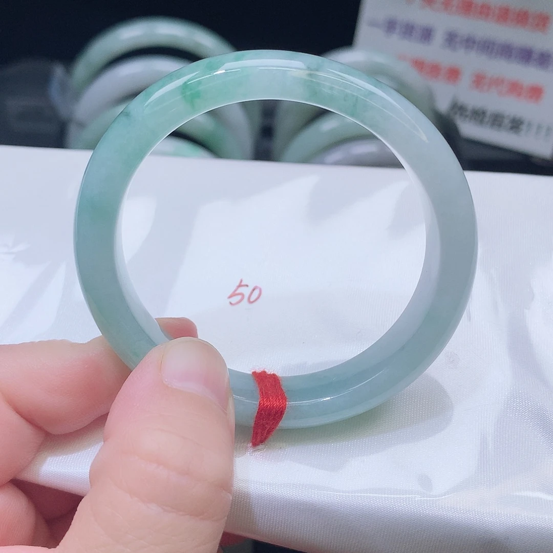 翡翠未镶嵌手镯106