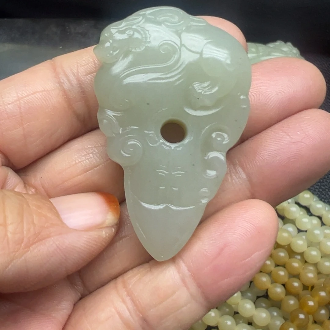 和田玉（糖玉）未镶嵌吊坠(不含链)