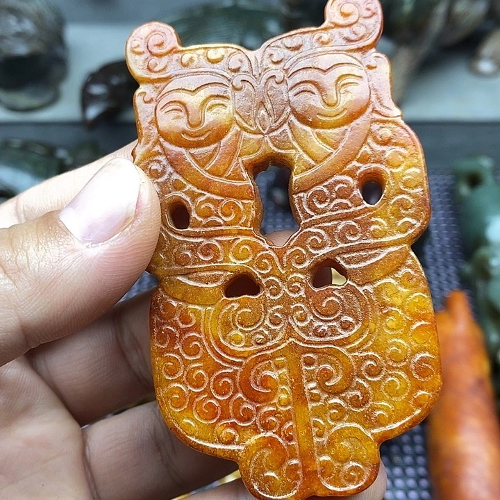 未镶嵌蛇纹石玉颈饰