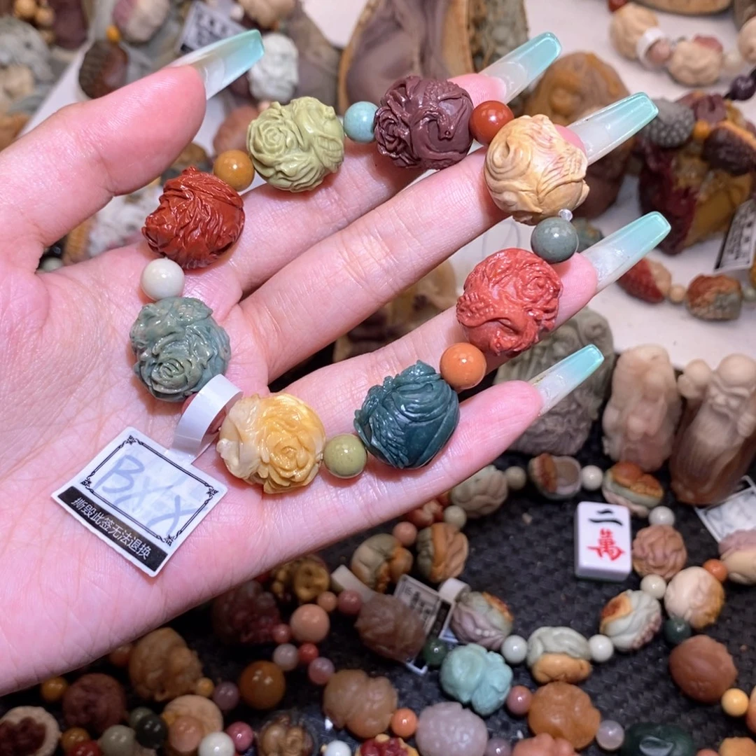 未镶嵌手链石英质玉（阿拉善玉）