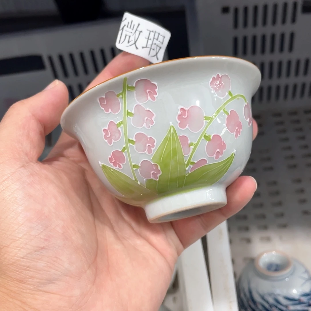 釉下手绘茶具微瑕