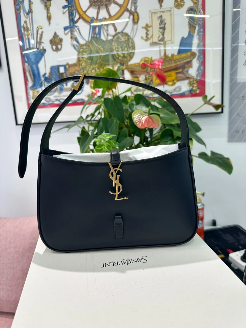 99新 YSL/圣罗兰 安洁利严选腋下hobo 小号 手提包 568