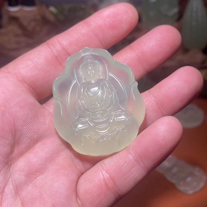 蛇纹石玉颈饰未镶嵌风**舟