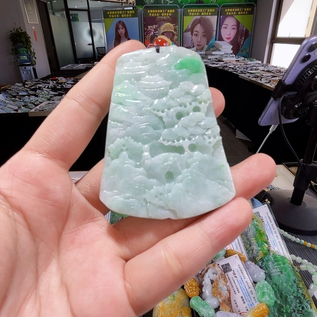 颈饰未镶嵌翡翠一