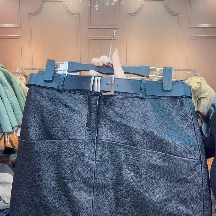 140……150斤皮短裙