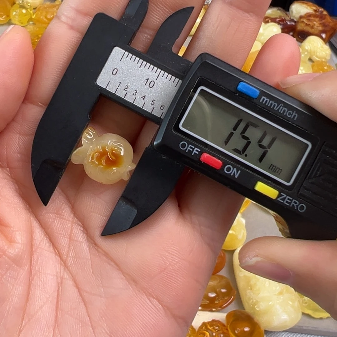 蜜蜡未镶嵌裸石蜜蜡