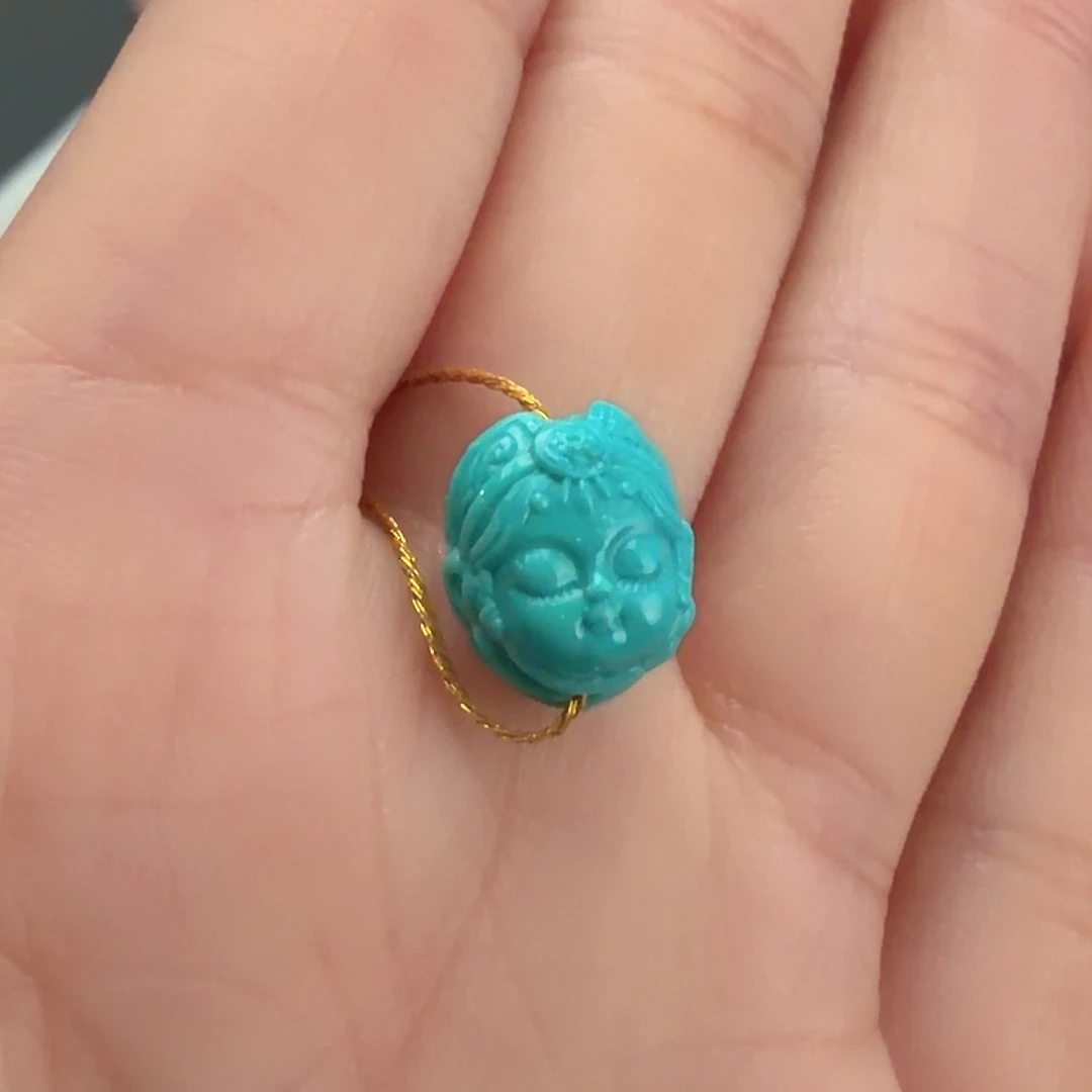 绿松石未镶嵌颈饰