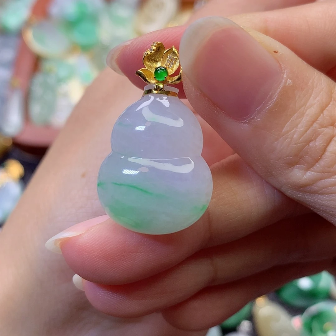 【闪购商品】吊坠(赠链)18K金镶嵌翡翠