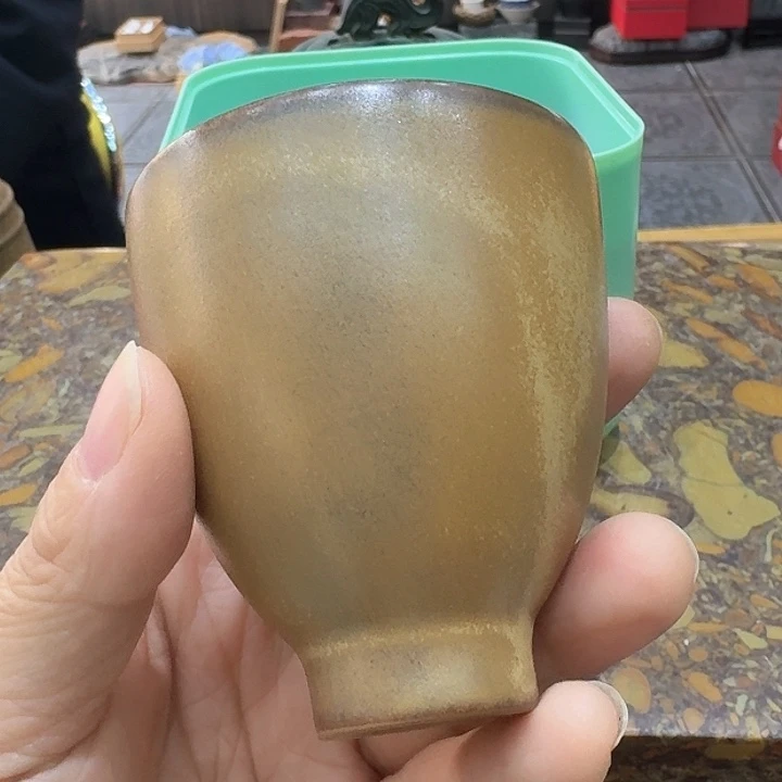 鳝鱼黄主人杯一个，瓷。。。