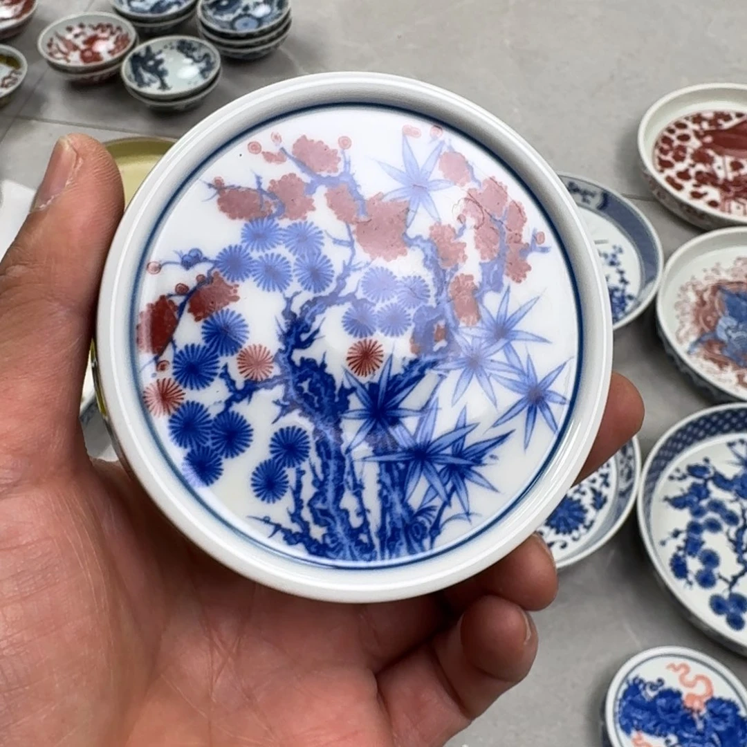 摆件釉里红松竹梅盖置