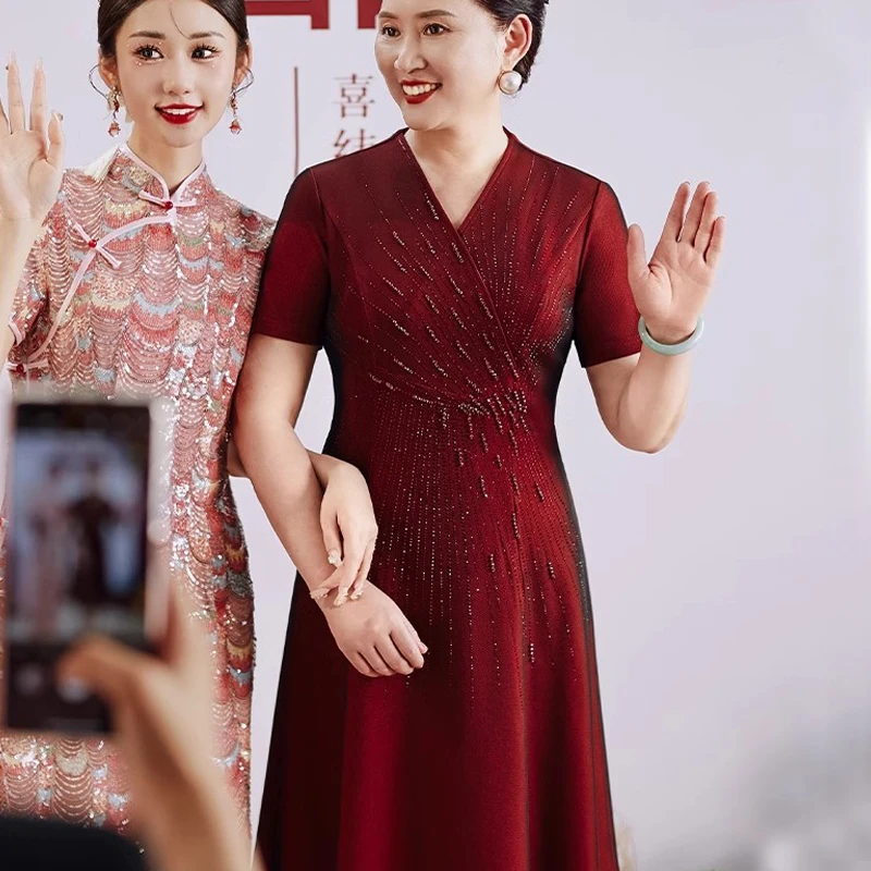 高贵喜婆婆婚宴旗袍嫁女儿高端中年妈妈装喜服结婚遮肚显瘦连衣裙