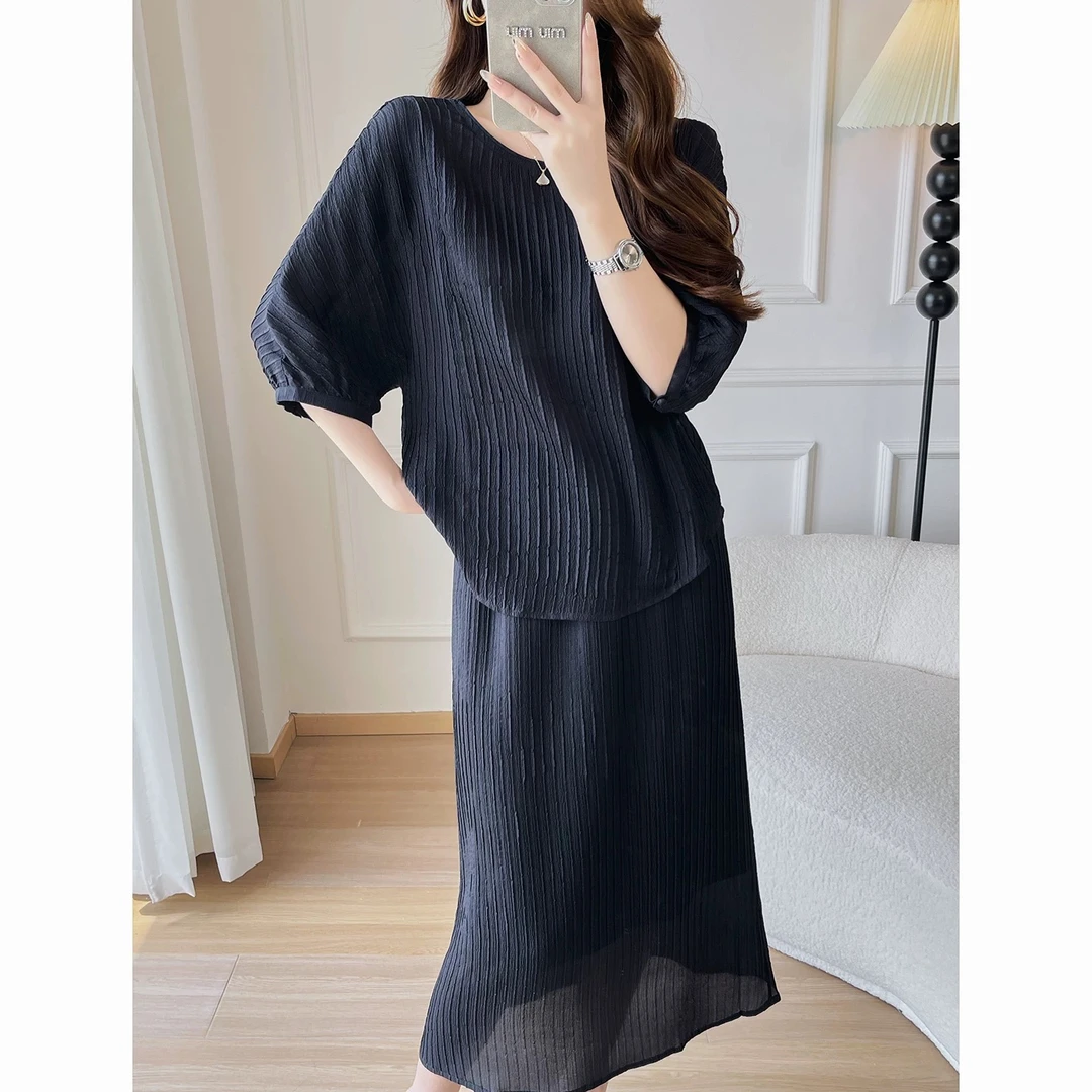 悦享服饰2025夏季新款重磅真丝轻薄通勤风法式轻熟风时尚半身裙