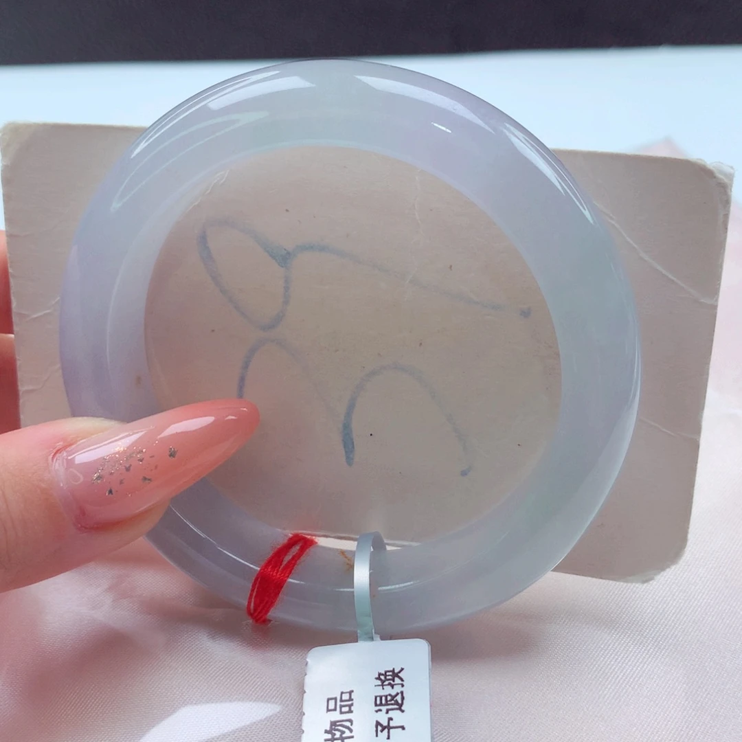 翡翠手镯未镶嵌慢****。 天然缅甸翡翠A货手镯39号