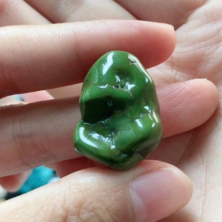 未镶嵌绿松石珠宝奇石