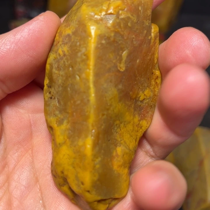 昌化石昌化鸡血石