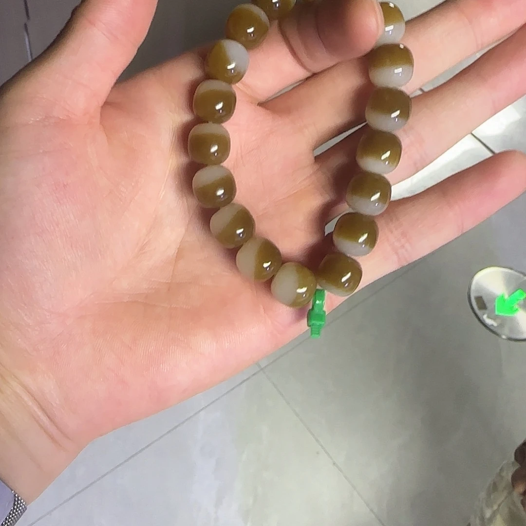 和田玉（糖玉）未镶嵌手链