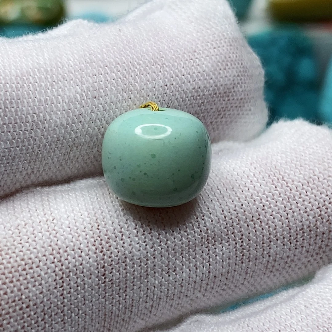 ****。绿松石未镶嵌天然原矿 带武汉地大证书