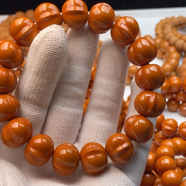 东***子猴头核桃吊坠猴头