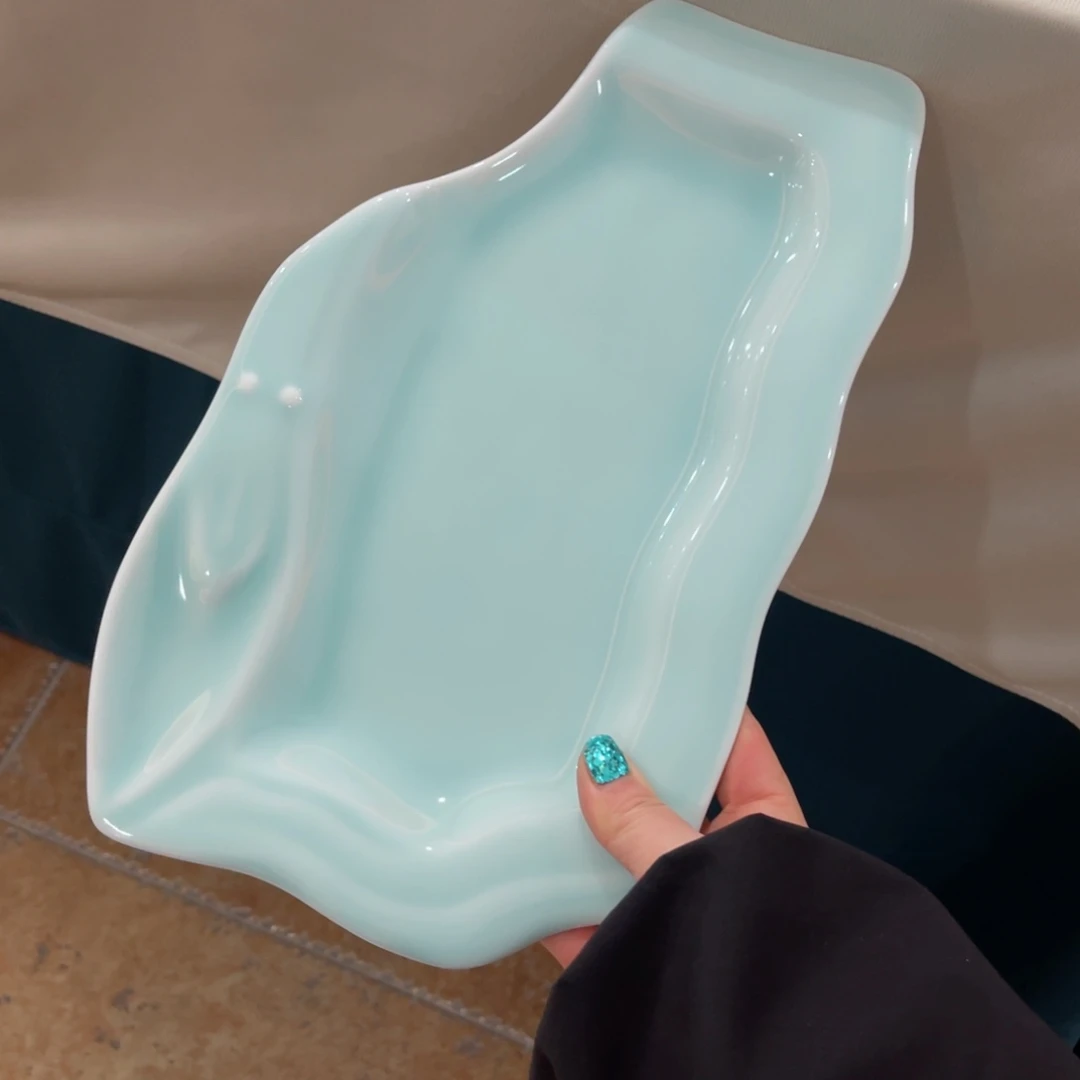 瓷片哈哈哈哈哈哈哈哈哈哈