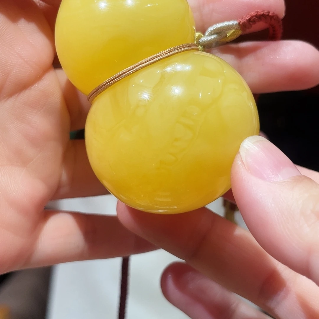 蜜蜡未镶嵌颈饰蜜蜡