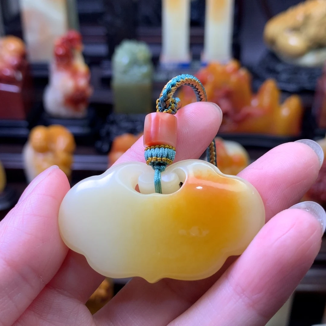 寿山石印石与**行寿山石芙蓉