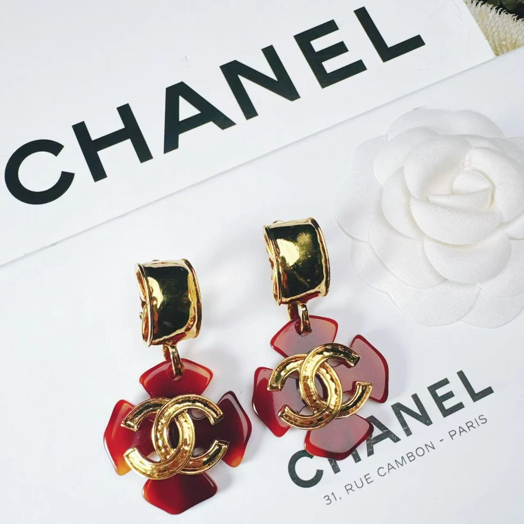 95新 Chanel/香奈儿 柚礼中古/香奈儿帽帽四叶草双C耳夹LZ506342