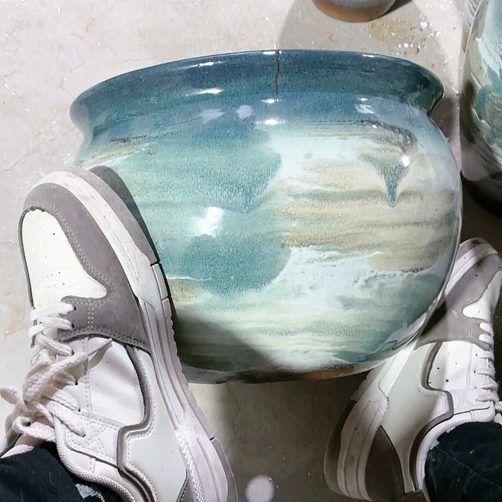 红陶口径33高度24一只瑕疵