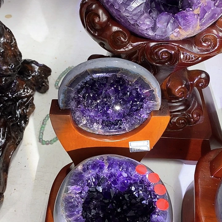 未镶嵌水晶大型摆件（非配饰）