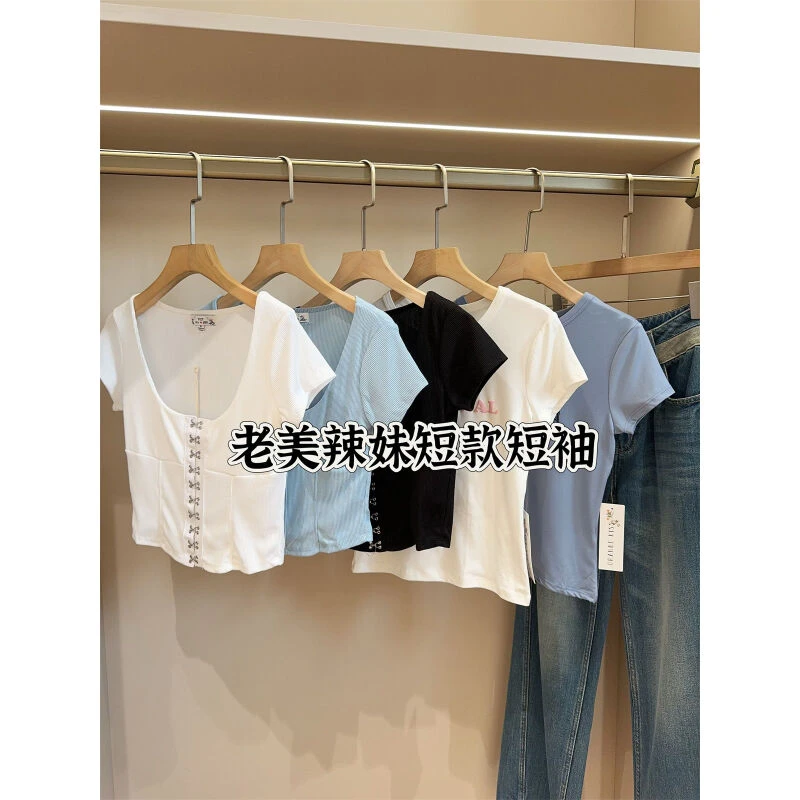 纽扣纯色短款短袖T恤女