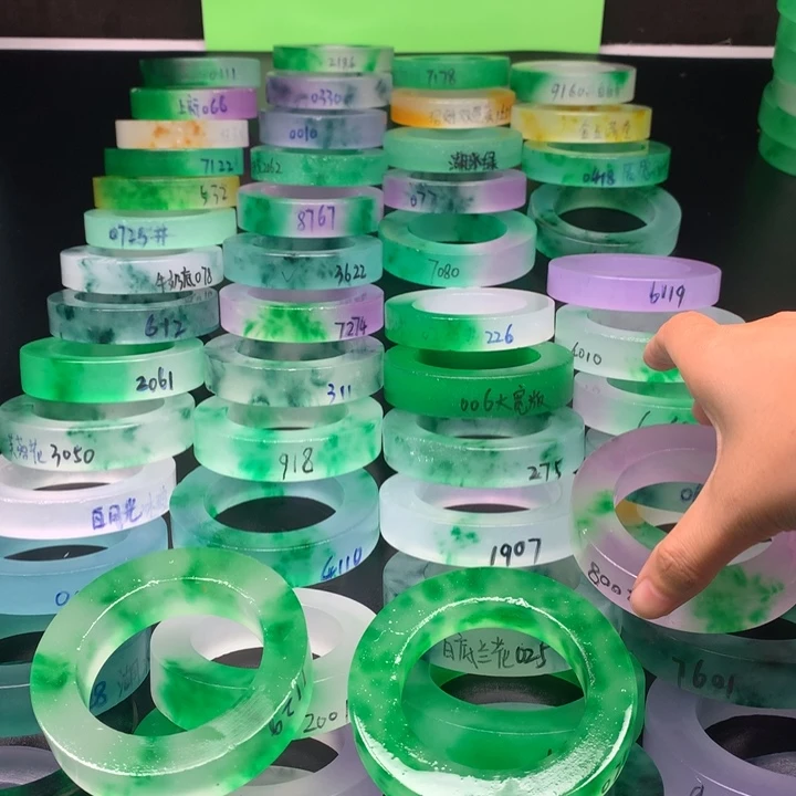 淘***猫玉高冰定制商品截图为准