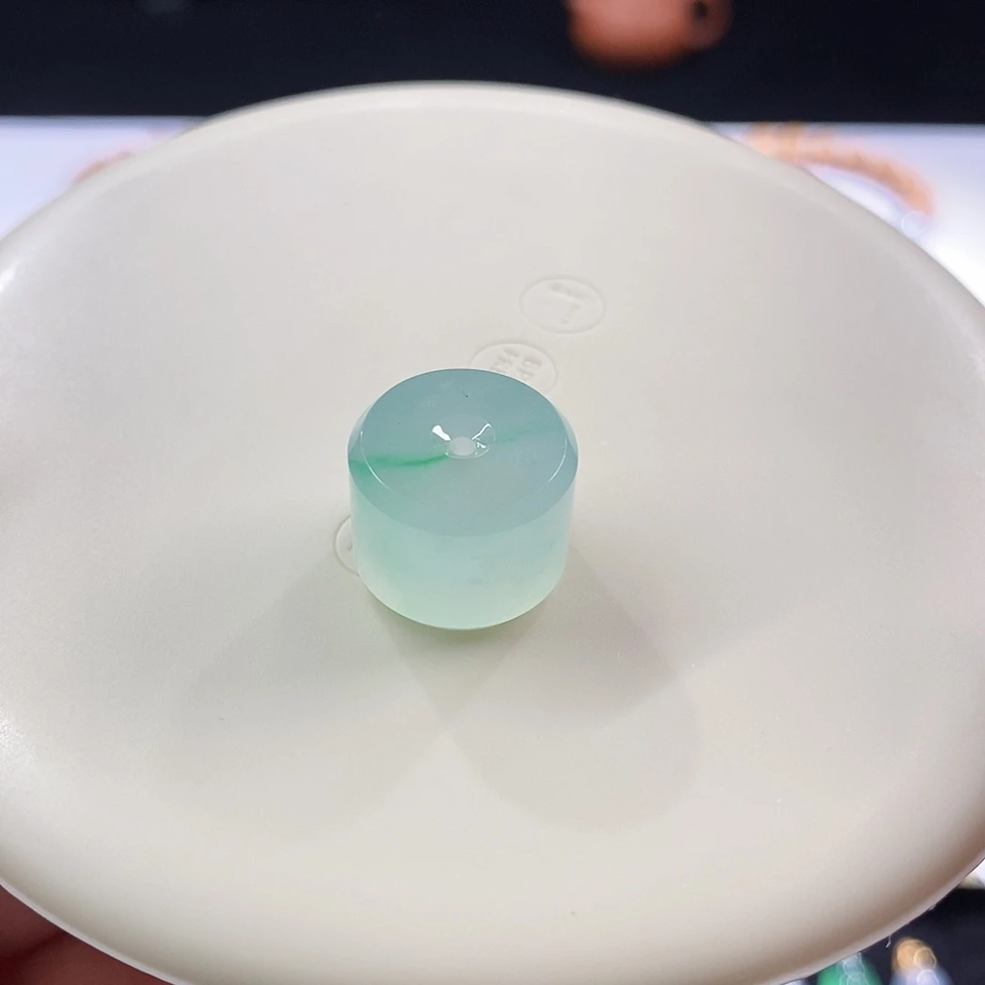 颈饰未镶嵌翡翠大桶珠