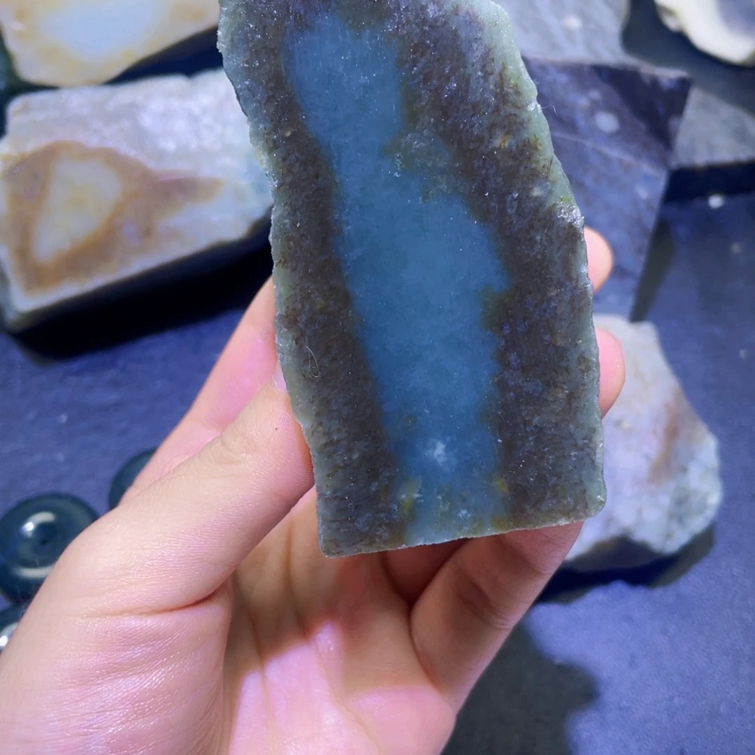和田玉未镶嵌珠宝半成品
