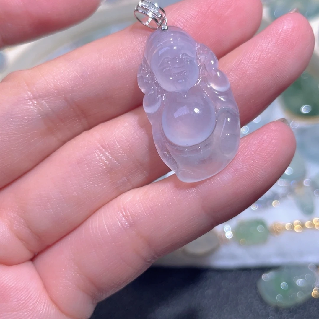 翡翠18K金镶嵌颈饰翡翠