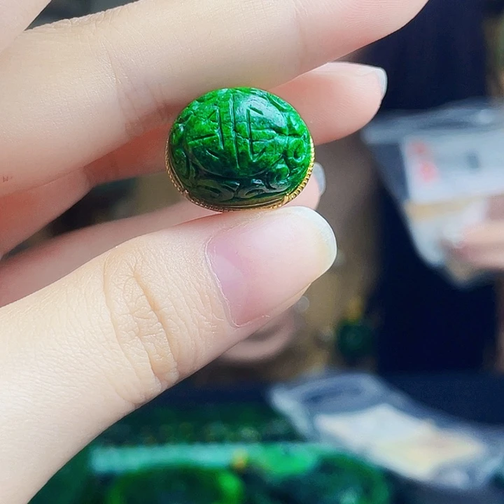 翡翠银S925镶嵌颈饰多样性