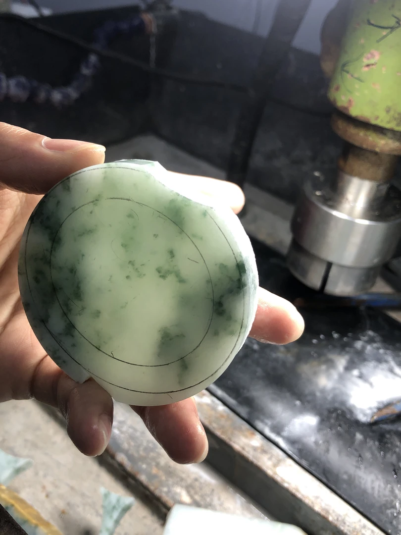 火火珠宝翡翠定制