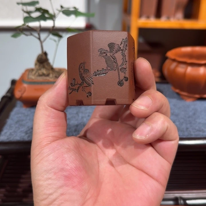 张***》紫砂花盆原矿紫泥