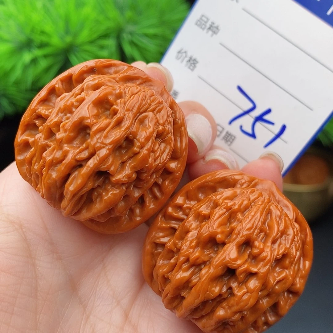 文玩核桃把件38虎头751